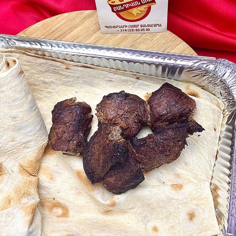 Տավարի Մսով Խորոված ***